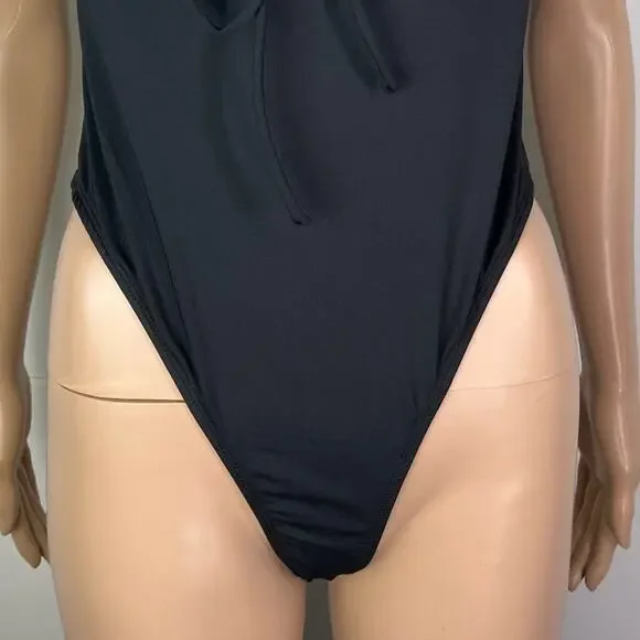 New Princess Polly Monument Black Lace Bra Top Thong Bodysuit - Picture 6 of 14